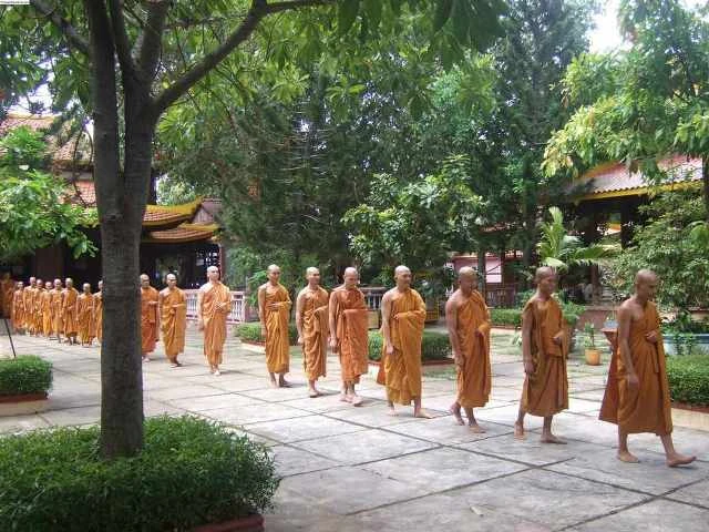 anh hanh thien.jpg