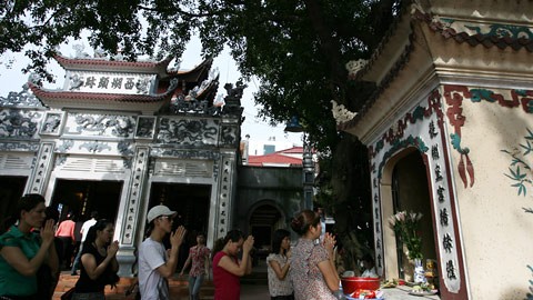 Tại Phủ Tây Hồ Tại Phủ Tây Hồ