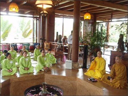 Du lịch tâm linh - Được cả hai ảnh 1 u-lich-than-tam-an-lac.jpg