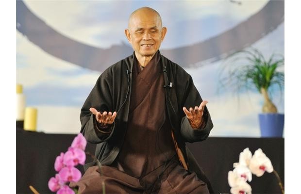 HT.Thích Nhất Hạnh và Tăng thân Làng Mai hoằng pháp tại Canada ảnh 2 5236780.jpg