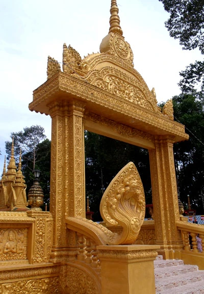 Cùng tới thăm ngôi chùa Phật giáo lớn nhất Việt Nam ảnh 13