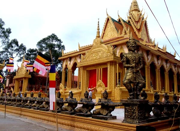 Cùng tới thăm ngôi chùa Phật giáo lớn nhất Việt Nam ảnh 16