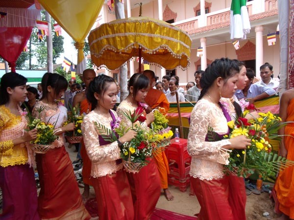 Cùng tới thăm ngôi chùa Phật giáo lớn nhất Việt Nam ảnh 20 Cùng tới thăm ngôi chùa Phật giáo lớn nhất Việt Nam ảnh 20