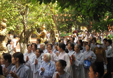 Vu lan: Mùa hiếu hạnh, từ thiện ảnh 3
