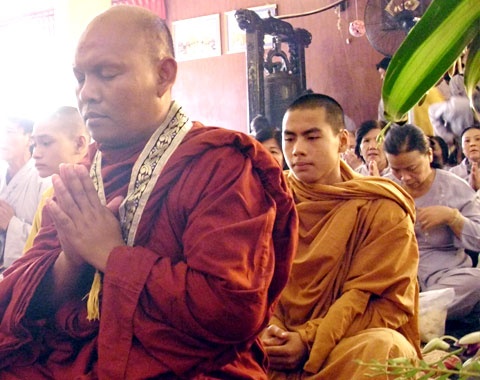 Hàng trăm Tăng Ni, Phật tử dự lễ Vu lan ảnh 5