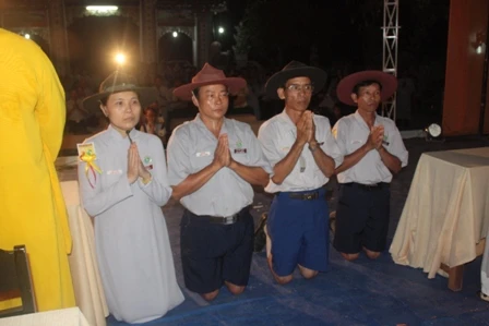 Thừa Thiên - Huế: Niệm Phật đường Ưu Điềm tổ chức cài hoa hồng và văn nghệ Vu lan ảnh 5