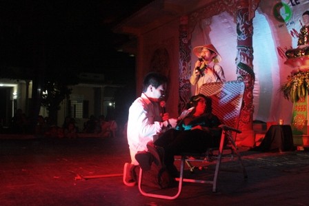 Thừa Thiên - Huế: Niệm Phật đường Ưu Điềm tổ chức cài hoa hồng và văn nghệ Vu lan ảnh 19 Thừa Thiên - Huế: Niệm Phật đường Ưu Điềm tổ chức cài hoa hồng và văn nghệ Vu lan ảnh 19