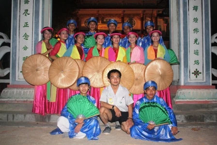 Thừa Thiên - Huế: Niệm Phật đường Ưu Điềm tổ chức cài hoa hồng và văn nghệ Vu lan ảnh 27 Thừa Thiên - Huế: Niệm Phật đường Ưu Điềm tổ chức cài hoa hồng và văn nghệ Vu lan ảnh 27