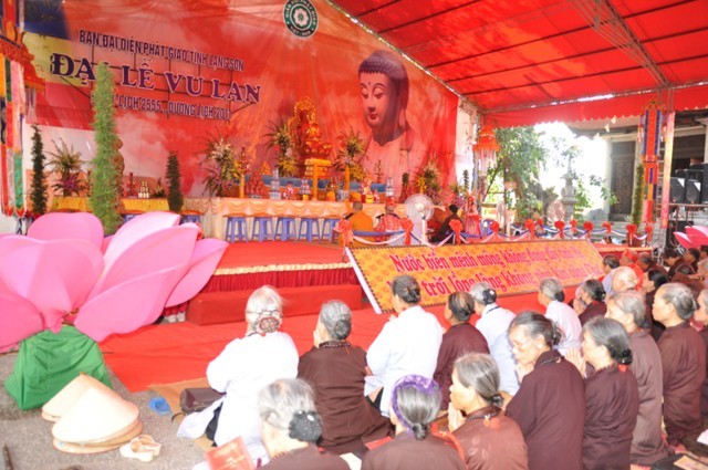 Hoạt động Vu lan - mãn hạ tại các tỉnh, thành ảnh 7 vulbh2011_2_273442936.jpg