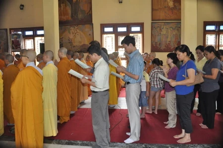 Tăng Ni du học sinh tại Ấn Độ tổ chức Lễ Vu lan ảnh 3 DSC_0233.JPG