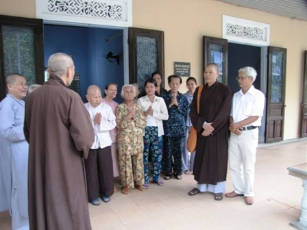 Thừa Thiên Huế: Tặng quà các Trung tâm Dưỡng lão Tịnh Đức và Diệu Viên ảnh 10