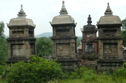 Khu vườn tháp chùa Bổ Đà - Ảnh: Hải Dương