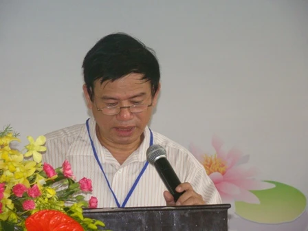 Chùm ảnh: Triển lãm và Hội thảo về “Quốc chúa - Bồ tát Nguyễn Phúc Chu” ảnh 8 17hoithao22-8.JPG