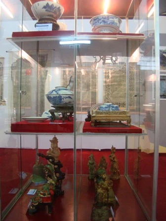 Chùm ảnh: Triển lãm và Hội thảo về “Quốc chúa - Bồ tát Nguyễn Phúc Chu” ảnh 34 33hoithao22-8.JPG