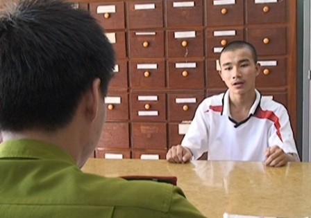 Từ vụ chú tiểu hoàn tục trộm xe trên truyền thông đại chúng: Bất thường và bình thường? ảnh 1 nguoiduatin-CAlayloikhai.jpg