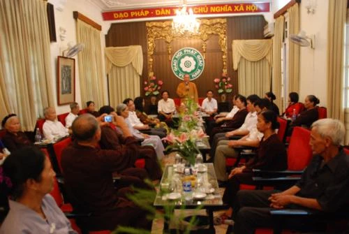 Hà Nội: Ban Dân vận tỉnh cùng đoàn Phật giáo tiêu biểu tỉnh Thái Nguyên thăm Trụ sở T.Ư GHPGVN ảnh 2