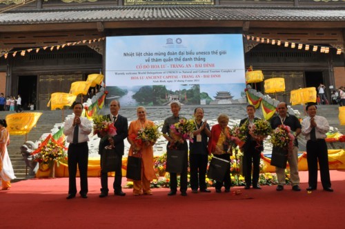 Ninh Bình: Đoàn đại biểu UNESCO thế giới thăm chùa Bái Đính ảnh 5