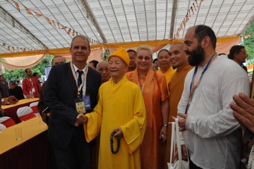 Ninh Bình: Đoàn đại biểu UNESCO thế giới thăm chùa Bái Đính ảnh 14