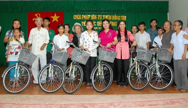 Sóc Trăng: Tặng nhà và cấp vốn cho hộ người cao tuổi ảnh 3 6NgocMai.JPG