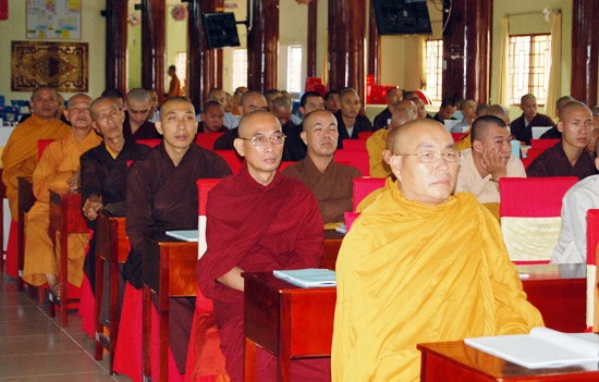 Kiên Giang: Gần 250 Tăng Ni được phổ biến kiến thức về quốc phòng - an ninh ảnh 1 ktqp-11.jpg