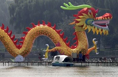 Châu Á nô nức đón mừng Tết Trung thu ảnh 7