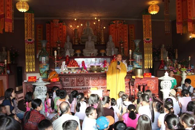 1chuaGDTrungthu2011sec (1).JPG