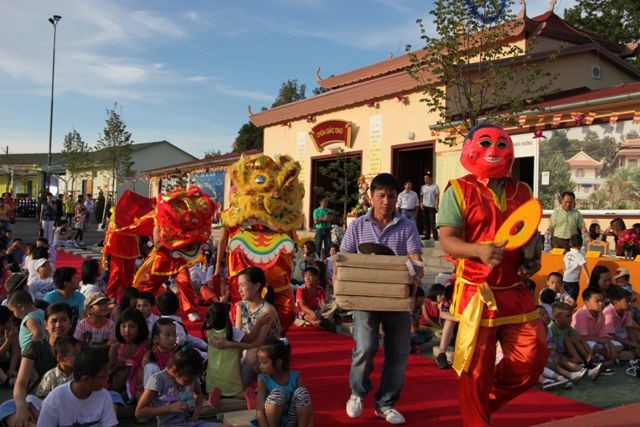 1chuaGDTrungthu2011sec (10).JPG