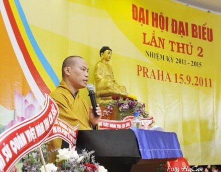 Séc: Hội Phật tử Việt Nam tại Cộng hòa Séc tổ chức Đại hội đại biểu nhiệm kỳ II (2011-2015) ảnh 6 wwwDH (6).jpg