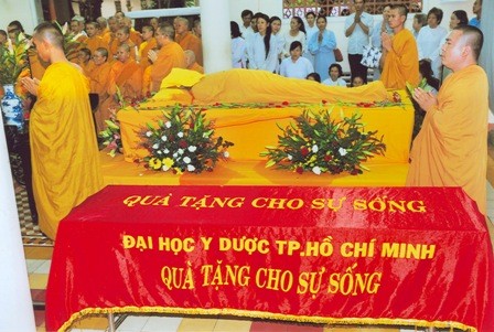 “Quà tặng cho sự sống” ảnh 1 TXTT.jpg