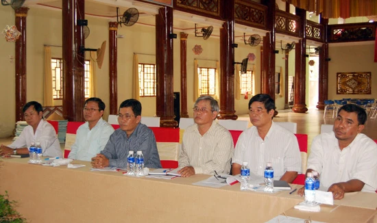 Kiên Giang: Ban Trị sự THPG sơ kết công tác Phật sự quý III năm 2011 ảnh 2 Kiên Giang: Ban Trị sự THPG sơ kết công tác Phật sự quý III năm 2011 ảnh 2