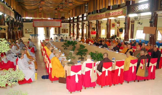 Kiên Giang: Ban Trị sự THPG sơ kết công tác Phật sự quý III năm 2011 ảnh 3 Kiên Giang: Ban Trị sự THPG sơ kết công tác Phật sự quý III năm 2011 ảnh 3