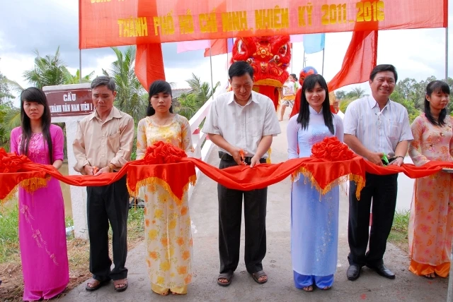 Chùa Khánh Vân Nam Viện làm từ thiện tại Bến Tre ảnh 1 BTN_0031-chuakhanhvannamvien1.JPG