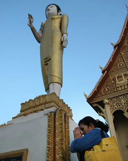 Rực rỡ thành phố "Mặt trăng" ảnh 10