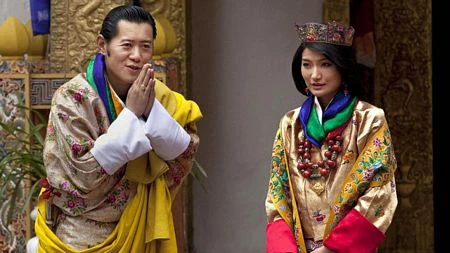 Nguyên thủ quốc gia trẻ nhất thế giới cưới thường dân ảnh 7