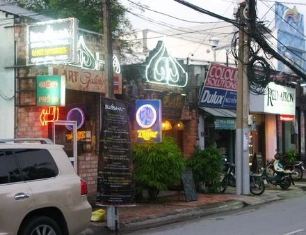 Vụ Buddha Bar & Grill: Cần tôn trọng cộng đồng tôn giáo! ảnh 1 wwwTe11 (1).JPG