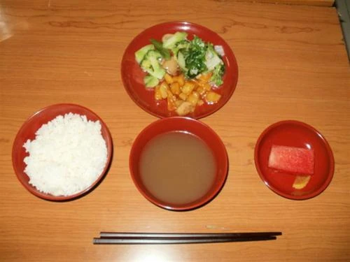 Đi học thiền ở Pengerang, Tin tức trong ngày, 