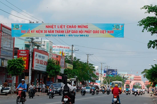 Chùm ảnh: Không khí mừng kỷ niệm 30 năm thành lập GHPGVN tại TP. Rạch Giá ảnh 13