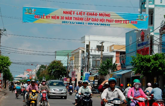 Chùm ảnh: Không khí mừng kỷ niệm 30 năm thành lập GHPGVN tại TP. Rạch Giá ảnh 14