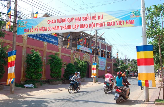 Chùm ảnh: Không khí mừng kỷ niệm 30 năm thành lập GHPGVN tại TP. Rạch Giá ảnh 20