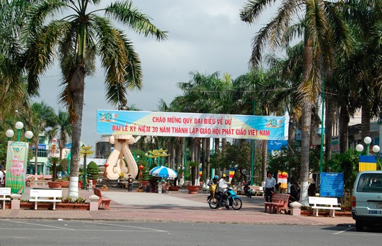 Chùm ảnh: Không khí mừng kỷ niệm 30 năm thành lập GHPGVN tại TP. Rạch Giá ảnh 4