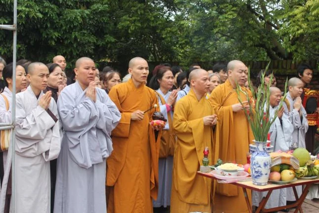 Hà Nội: Rót đồng đúc Đại hồng chung chùa Tạo Phúc Thọ ảnh 1 IMG_0047_648x432_217971248.jpg