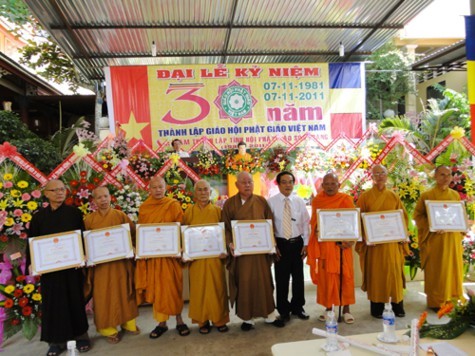 Sóc Trăng: Ban Trị Sự tỉnh hội Phật giáo tổ chức kỷ niệm 30 năm thành lập GHPGVN ảnh 19 Sóc Trăng: Ban Trị Sự tỉnh hội Phật giáo tổ chức kỷ niệm 30 năm thành lập GHPGVN ảnh 19