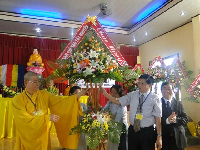 Tin tổng hợp: Các địa phương tổ chức lễ kỷ niệm 30 năm ngày thành lập GHPGVN (1981 - 2011) ảnh 7 dsc08507.jpg