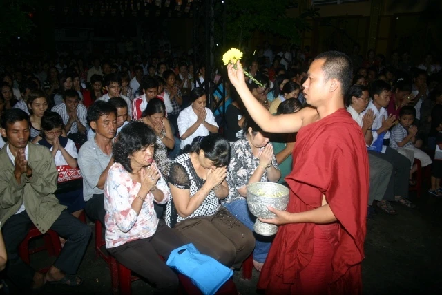 hinh le hoi (22).JPG