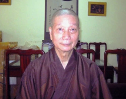 Vào chùa cứu đời chứ đừng... tránh đời ảnh 1