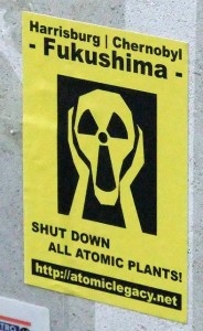 Phật tử tham gia đi bộ hòa bình, ủng hộ thế giới không hạt nhân ảnh 1 peacewalk ag nuke.jpg