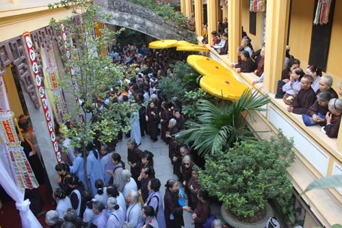 Hà Nội: Lễ nhập kim quan Trưởng lão Hòa thượng Thích Thanh Tứ ảnh 8