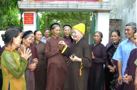 Những khuôn hình đẹp nhớ về HT Thích Thanh Tứ ảnh 9