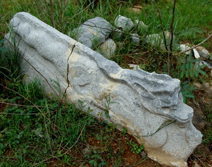 Những di sản hoang phế tuyệt đẹp trong đại ngàn Yên Tử