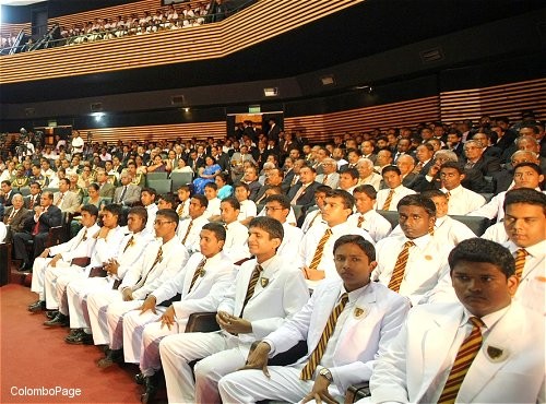 Sri Lanka: Kỷ niệm 125 năm ngày thành lập Trường Cao đẳng Ananda ảnh 2 Quang cảnh buổi lễ.jpg